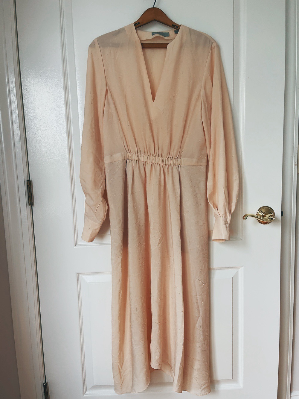Vince Long-Sleeve V-Neck Midi Dress in Pale Peach
